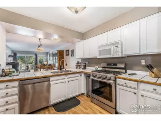 Photo #5: 970850 Listing