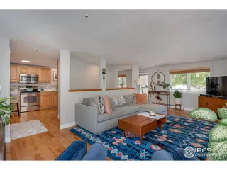 Photo #3: 970861 Listing