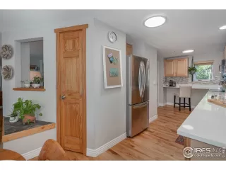 Photo #6: 970861 Listing