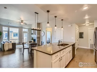 Photo #2: 970880 Listing 