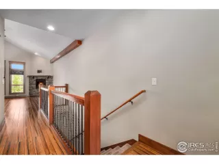 Photo #5: 970887 Listing