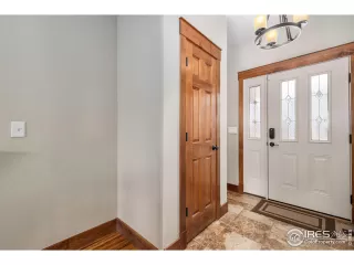 Photo #6: 970887 Listing