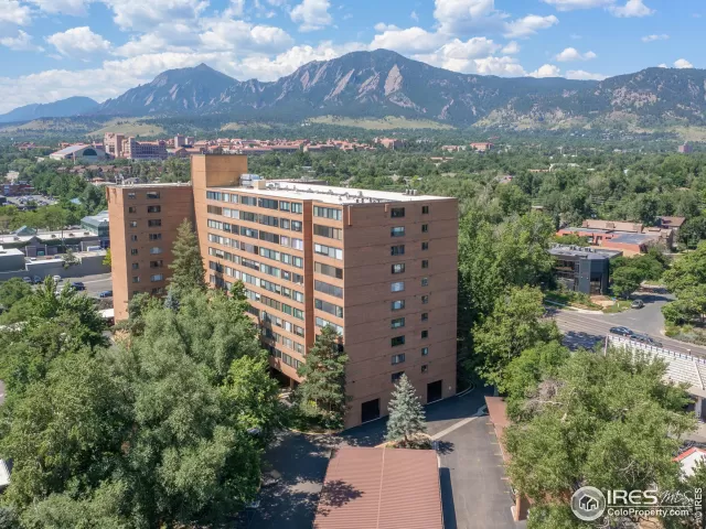 MLS: 970917 Condo For Sale