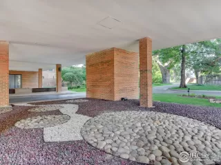 Photo #2: 970917 Listing 