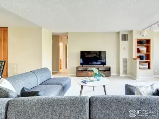 Photo #6: 970917 Listing 