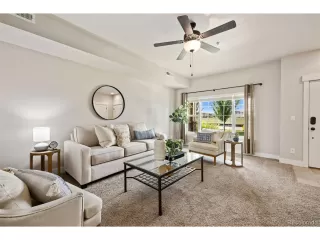 Photo #6: 9709445 Listing