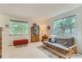 Photo #5: 970959 Listing