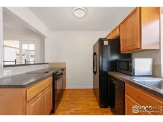 Photo #5: 970973 Listing 