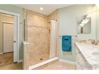 Photo #5: 971059 Listing 