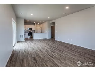 Photo #3: 971067 Listing