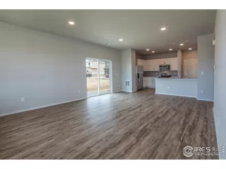 Photo #4: 971067 Listing