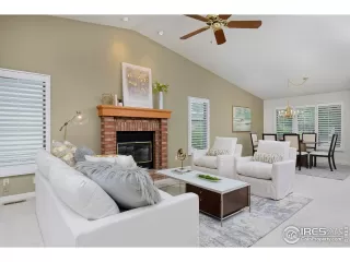 Photo #4: 971090 Listing