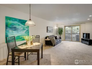 Photo #5: 971194 Listing