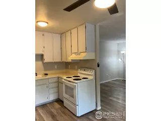 Photo #4: 971211 Listing