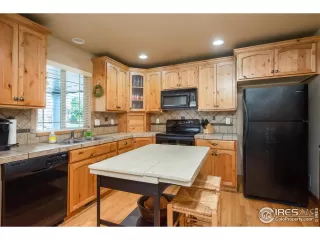 Photo #4: 971294 Listing