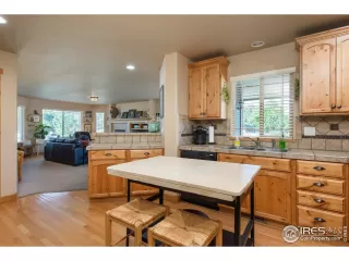 Photo #5: 971294 Listing