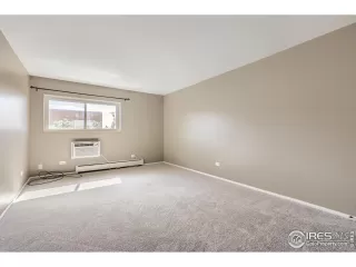 Photo #5: 971305 Listing