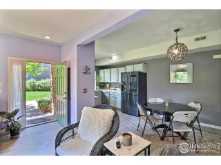 Photo #3: 971342 Listing