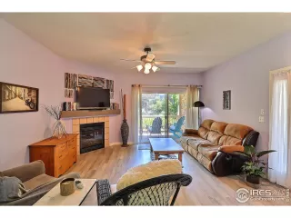 Photo #5: 971342 Listing