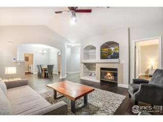 Photo #5: 971345 Listing