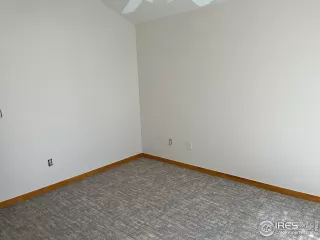 Photo #6: 971359 Listing