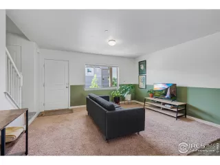 Photo #4: 971395 Listing