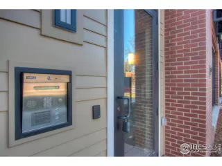 Photo #4: 971402 Listing 