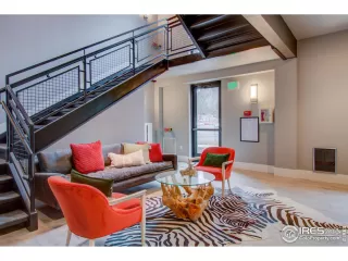 Photo #5: 971402 Listing 