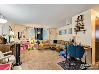 Photo #5: 971483 Listing 