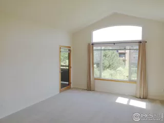 Photo #6: 971517 Listing 