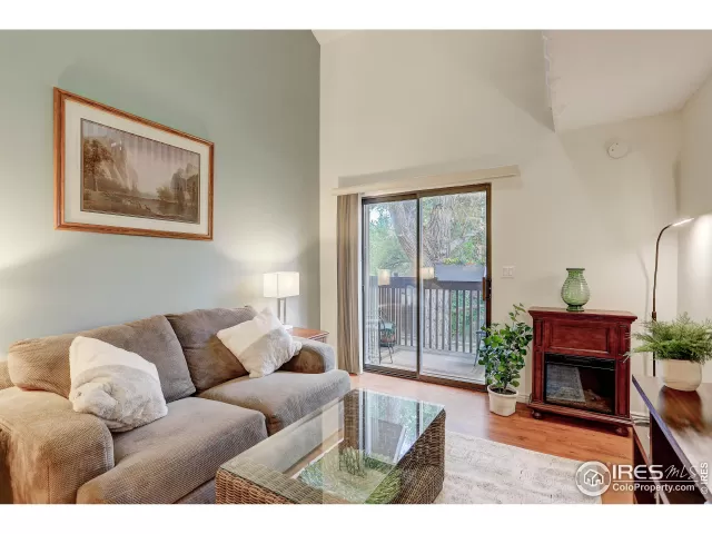 MLS: 971520 Condo For Sale