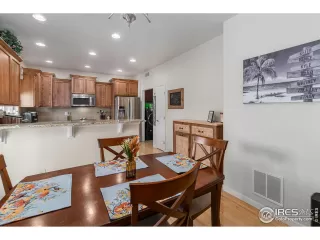 Photo #6: 971560 Listing