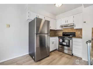 Photo #2: 971643 Listing