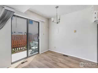 Photo #4: 971643 Listing