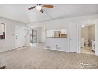 Photo #6: 971643 Listing