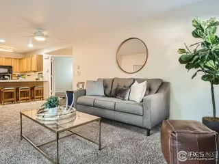 Photo #4: 971704 Listing