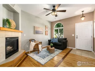 Photo #5: 971722 Listing 