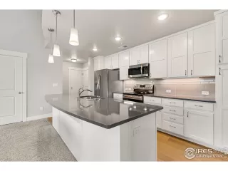 Photo #5: 971731 Listing 