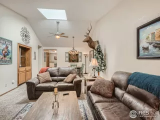 Photo #5: 971768 Listing