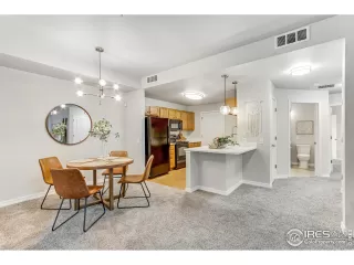 Photo #4: 971852 Listing