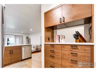 Photo #5: 971858 Listing