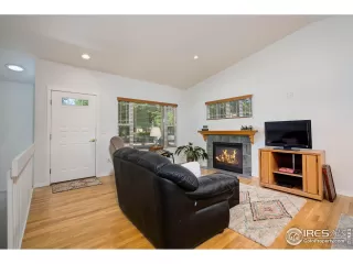 Photo #5: 971861 Listing 