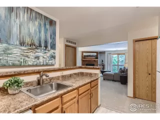 Photo #5: 971996 Listing