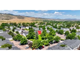 Photo #2: 972020 Listing