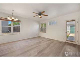 Photo #6: 972020 Listing