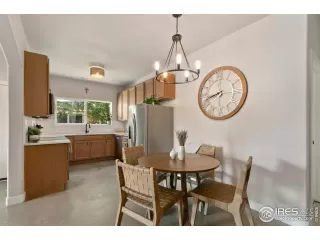 Photo #5: 972036 Listing