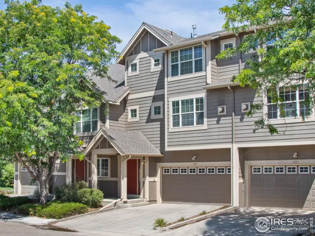 MLS: 972052 Condo For Sale