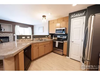 Photo #5: 972069 Listing 