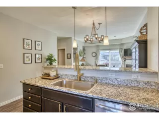 Photo #6: 972093 Listing