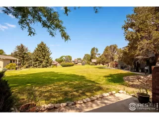 Photo #3: 972102 Listing